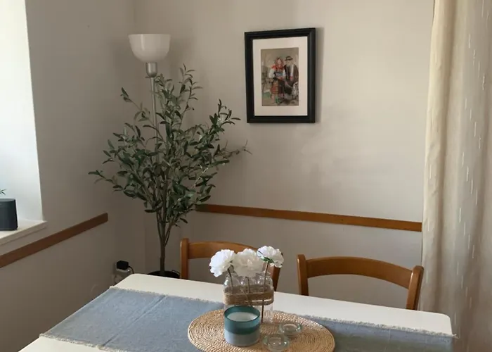 The Sleepy Sea * Пула