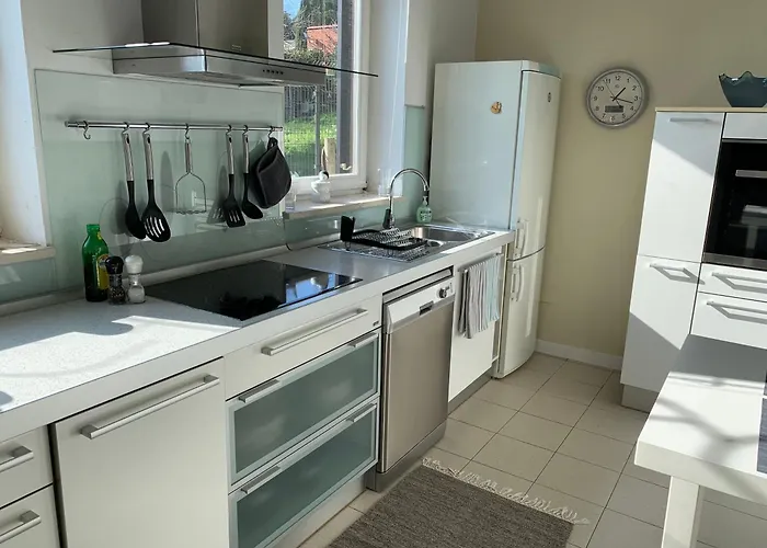 Будинок відпочинку The Sleepy Sea Пула